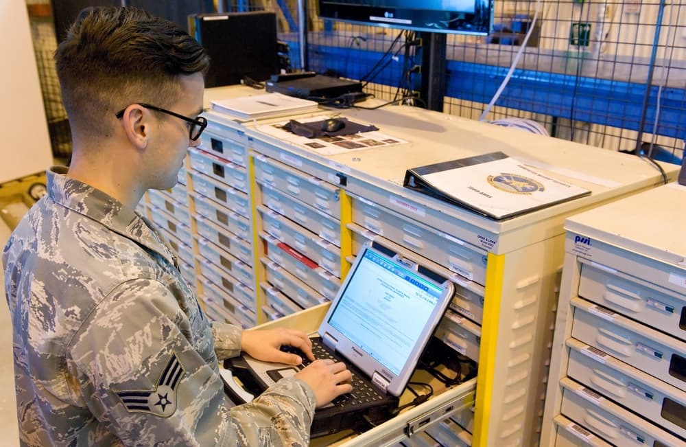 Content engineer building a structured S1000D and DITA authoring pipeline for aerospace technical publications